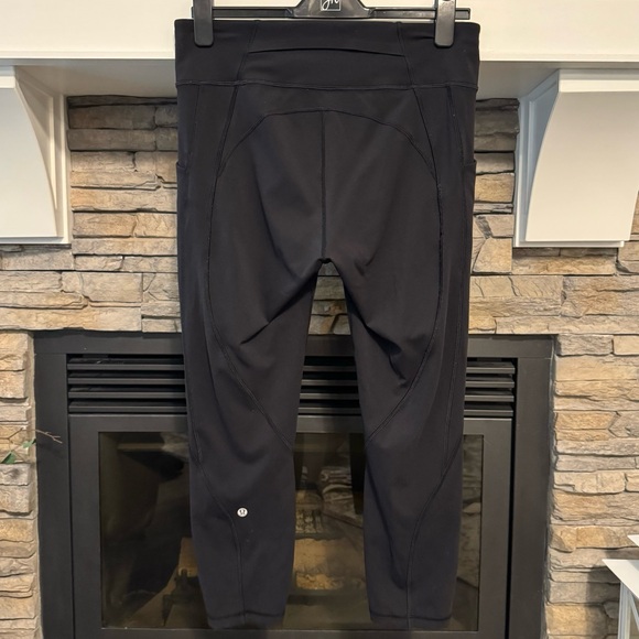 Lululemon Cropped Leggings. Size 10. - Picture 2 of 7